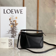 Loewe Puzzle Bags